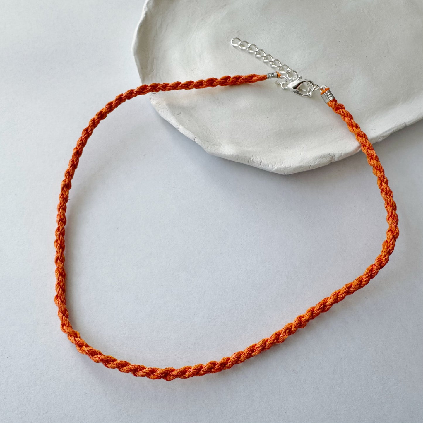 Colorful Rope Necklace – Minimalist Everyday Style