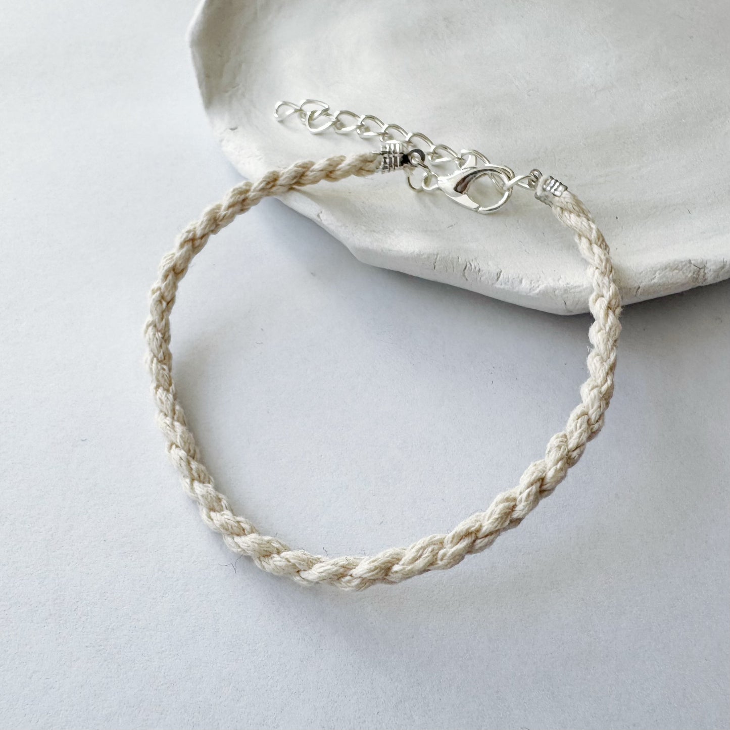 Colorful Rope Bracelet – Minimalist & Fun